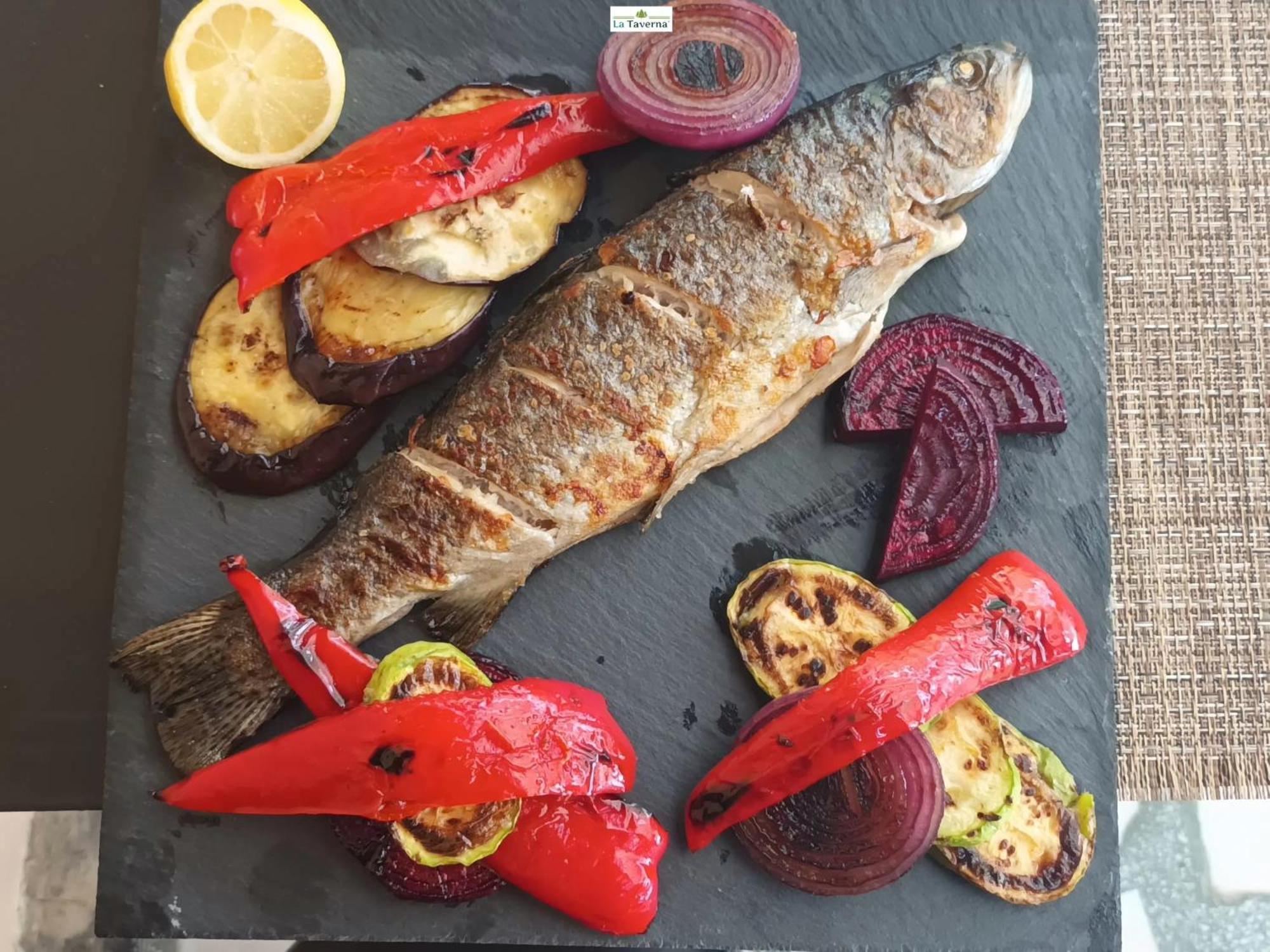 Pensiunea La Taverna Trăisteni 外观 照片