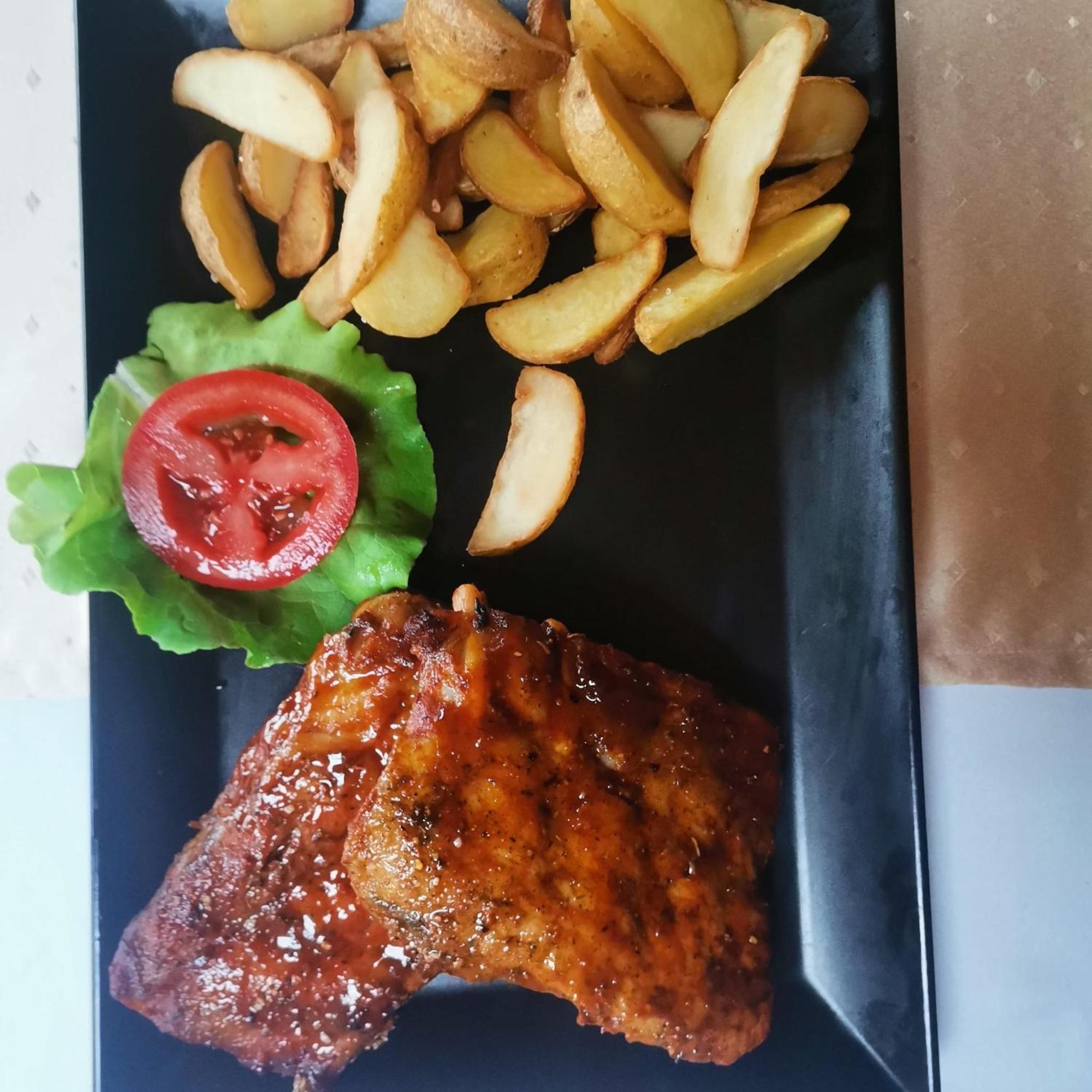 Pensiunea La Taverna Trăisteni 外观 照片