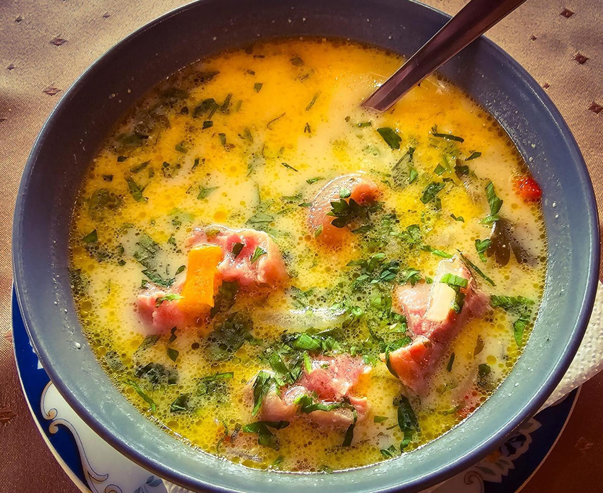Pensiunea La Taverna Trăisteni 外观 照片